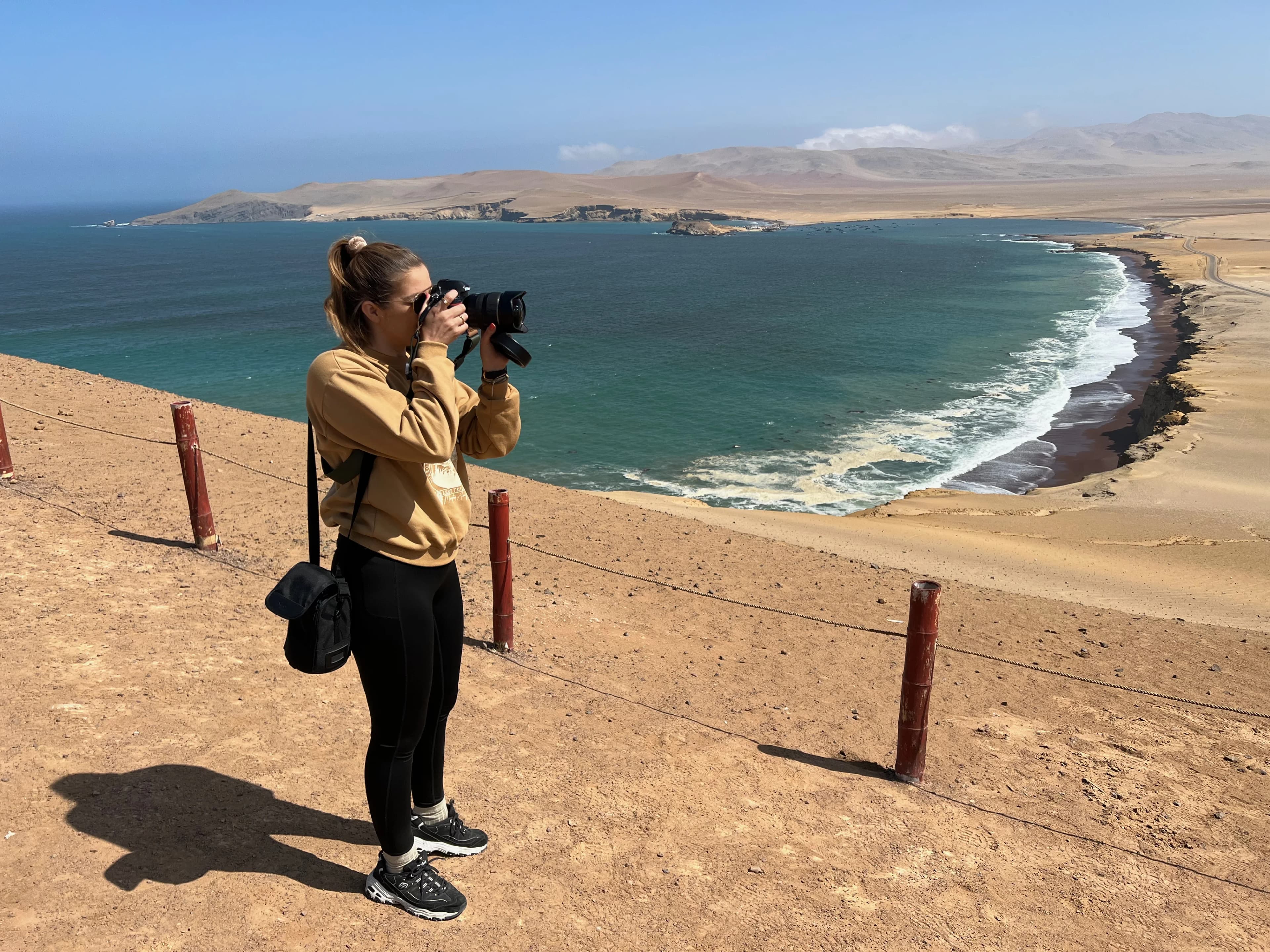 Aan het fotograferen op de kust